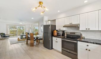 902 Caminito Madrigal F, Carlsbad, CA 92011