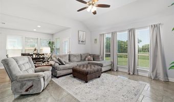 105 Cimmaron Ct, Alvarado, TX 76009