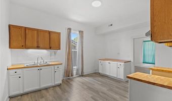 1217 E 5th St, Alton, IL 62002