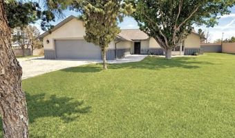 5404 Sioux Rd, Carlsbad, NM 88220