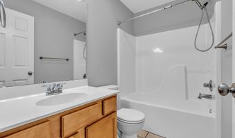6686 Woodcrest Dr, Avon, IN 46123