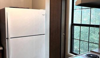 529-16 B KING St, Basye, VA 22810