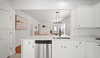 15 Clover Dr, Bluffton, SC 29909