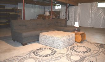 4777 Waterloo Rd, Atwater, OH 44201