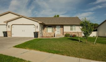 995 Edinburg Cir, Ammon, ID 83406