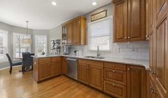 1 N049 Mission Ct, Winfield, IL 60190