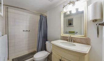 98-1042 Moanalua Rd 2-301, Aiea, HI 96701