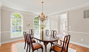 19704 STANFORD HALL Pl, Ashburn, VA 20147
