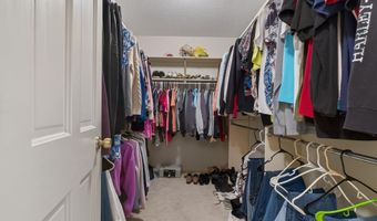 1122 Packard Pl, Auburn, IN 46706
