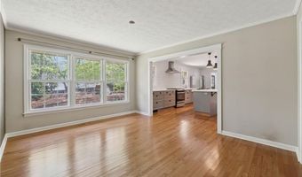 345 Meadow Dr, Alpharetta, GA 30009