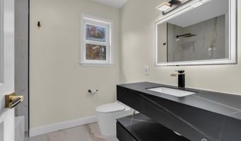 537 S Atlantic Ave, Aberdeen, NJ 07747