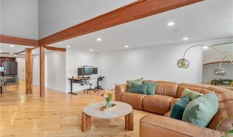 1 Tupperware Dr 138, North Smithfield, RI 02896