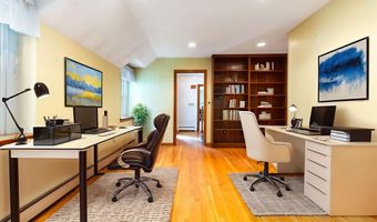 60 Boulder Dr, Auburn, ME 04210