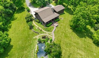5152 Briar Ridge Dr, Aurora, IN 47001