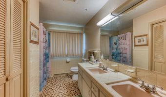 876 NE Falcon Dr, Abingdon, VA 24210