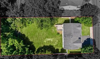 248 Church St, Belford, NJ 07718
