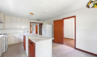 34 7th St, Apalachicola, FL 32320