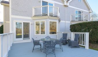 15 Hammersmith Rd 31A, Newport, RI 02840