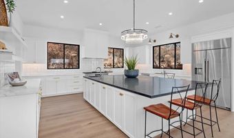 16390 Via Justina Real, Escondido, CA 92025
