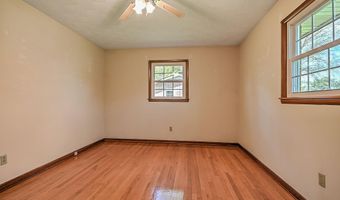 879 NE Wayne Ave, Abingdon, VA 24210