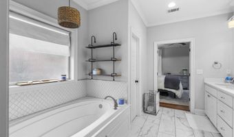 200 Evelyn Ln, Brandon, MS 39042