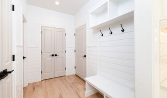 81 Nelson Dr, Burlington, CT 06013