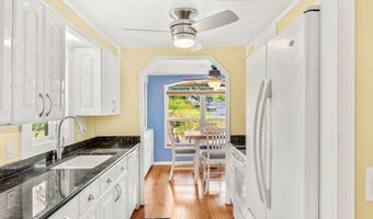 918 Balsam St, Barefoot Bay, FL 32976