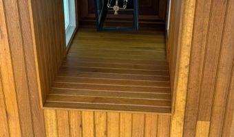 281 7TH St, Avalon, NJ 08202