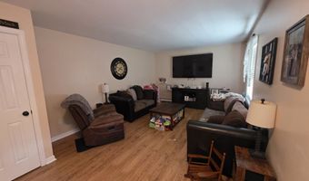 111 Bingham Rd, Canterbury, CT 06331