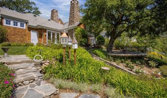 2210 Triunfo Pl, Agoura Hills, CA 91301