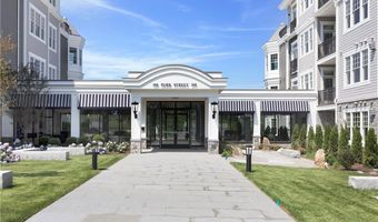 160 Park St 204, New Canaan, CT 06840