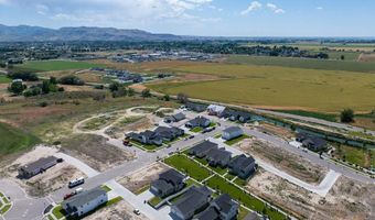 6147 Beacon Ln, Chubbuck, ID 83202