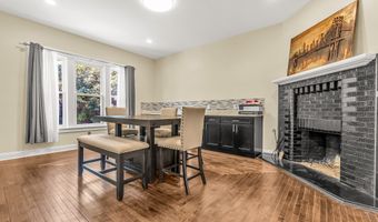 19 Lester St, Ansonia, CT 06401