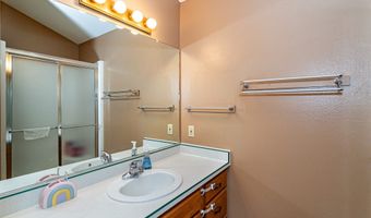 806 Vermont Cir, Ames, IA 50014