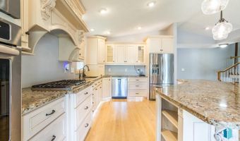 107 E Willow St, Beresford, SD 57004