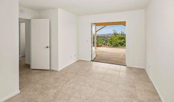 2033 FIESTA Gln, Escondido, CA 92027