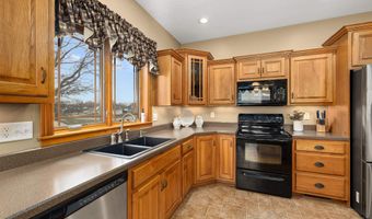 1201 Phaeton Way, Auburn, IN 46706