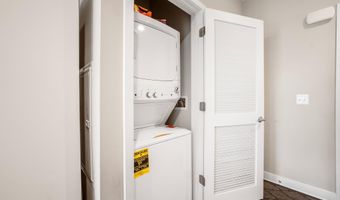 989 S BUCHANAN St 311, Arlington, VA 22204
