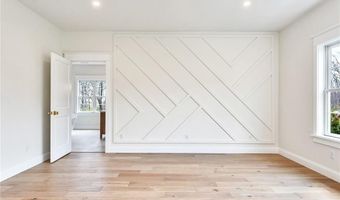 63 Forrest Ln, Charlestown, RI 02813