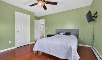 44 Whisper Dr, Bangor, ME 04401