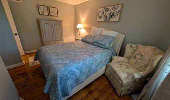 1494 Hilton Dr, Akron, OH 44313