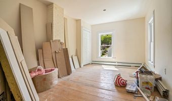 31 Bath St, Bath, ME 04530