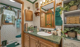 112 N Ashland Rd, Ashland, NH 03217