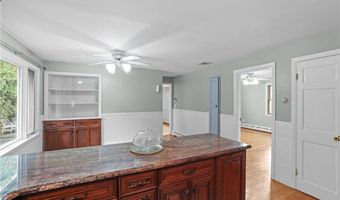 2 Oak Grove Blvd, North Providence, RI 02911