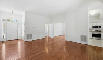 1219 Waterford Green Dr, Apex, NC 27502
