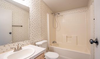 19725 E SQUAW VALLEY Dr, Black Canyon City, AZ 85324