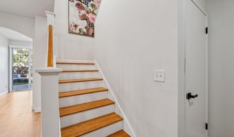 12 Britt Ct, Alameda, CA 94502