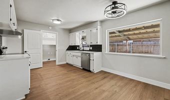 2808 N Shannon Ave, Bethany, OK 73008