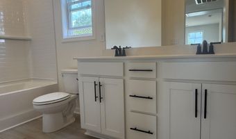 140 Hunter Ridge Dr, Boiling Springs, SC 29316