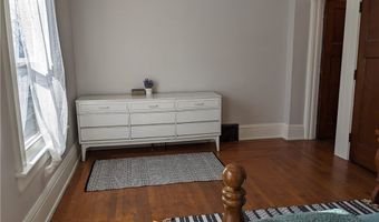 30 Casterton Ave N, Akron, OH 44303